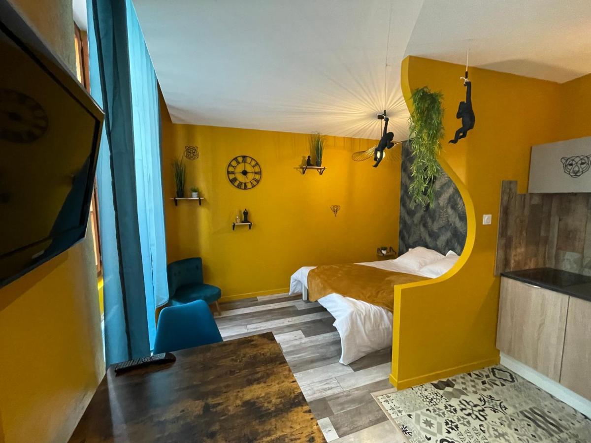 Jungle Room Romans-sur-Isère Exterior foto